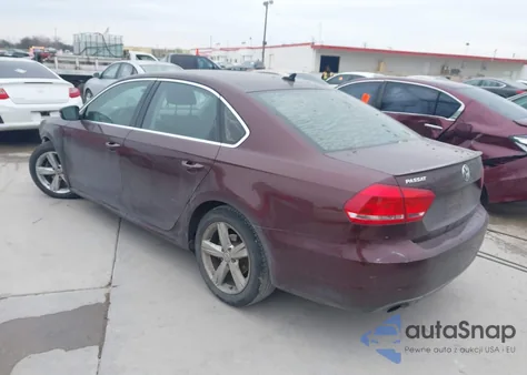 2013 Volkswagen Passat 2.5L Se из США, поврежденный, VIN 1VWBH7A35DC133406